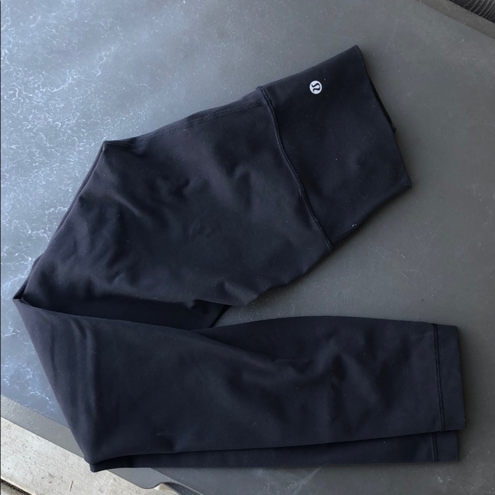 Lululemon High Rise Luon size 4
